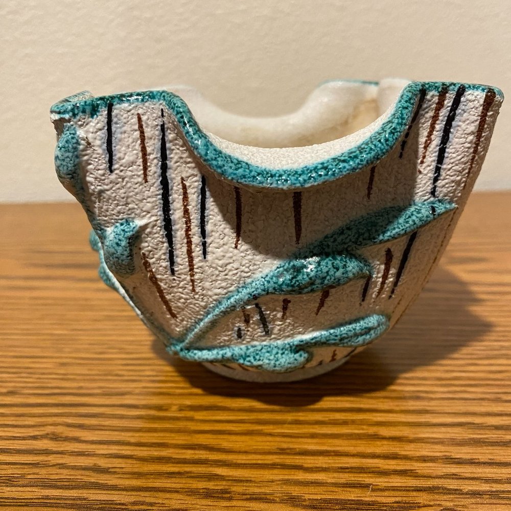 E&R Italian Tuscan Style Leafy Ceramic Pottery Planter White Granulated Finish - Picture 6 of 14